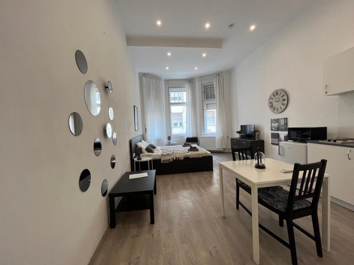 D58 Superior Apartments In The City Center Budapeşte Dış mekan fotoğraf